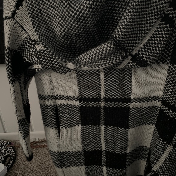 NWOT Cardigan - Picture 3 of 3